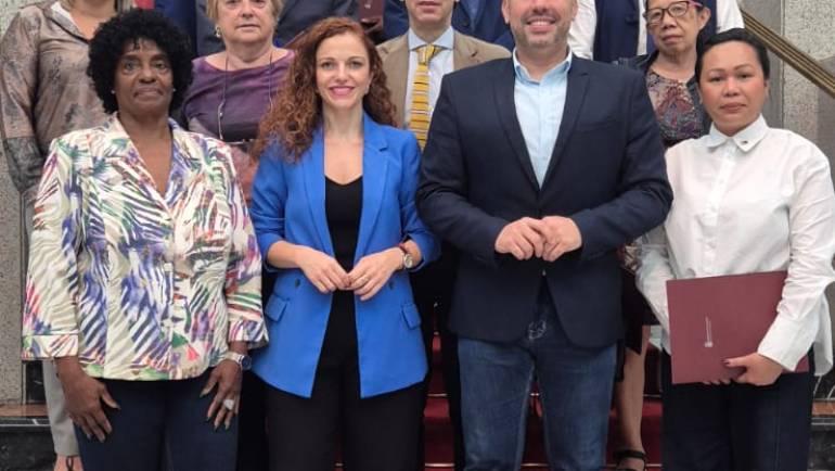 EL GOBIERNO DE CANARIAS PRESENTA LA NUEVA HERRAMIENTA DIGITAL «CANARIAS TE INTEGRA» PARA FACILITAR LA INTEGRACIÓN DE LOS MIGRANTES